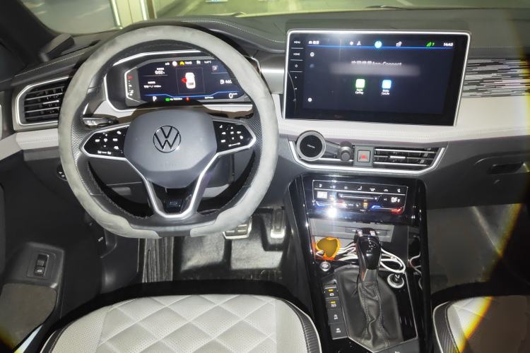 Used Volkswagen Tayron X 2023 330TSI Two-Wheel-Drive Flagship Smart Edition Steering Wheel