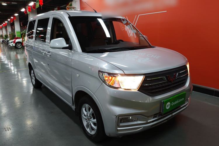 Used Wuling Hongguang V 2022 1.5L Enjoy Edition Hydraulic Power Steering LAR