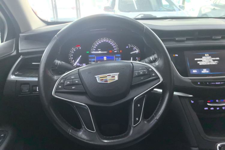 Used Cadillac XT5 2016 25T Luxury Model