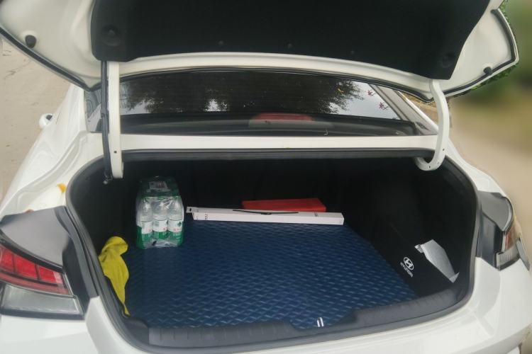 Used Hyundai Elantra 2022 1.5L CVT LUX Prestige Edition Trunk