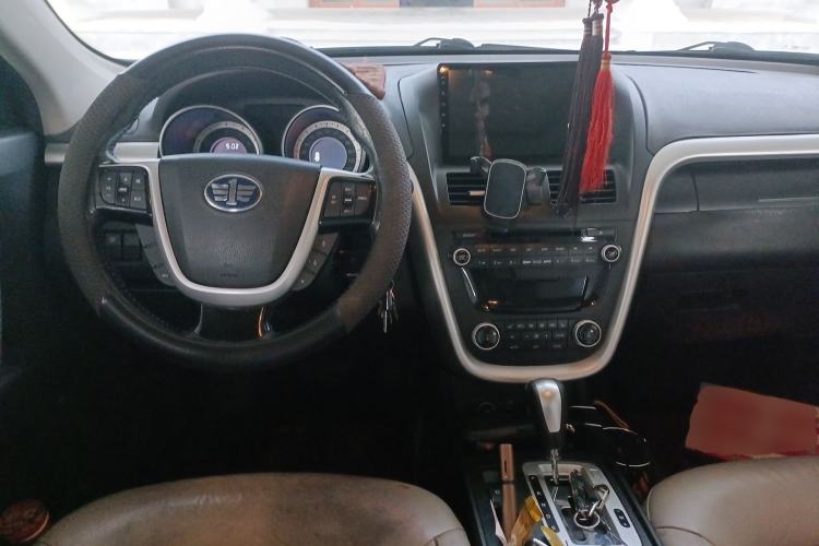 Used Bestune X80 2013 2.0L automatic luxury version