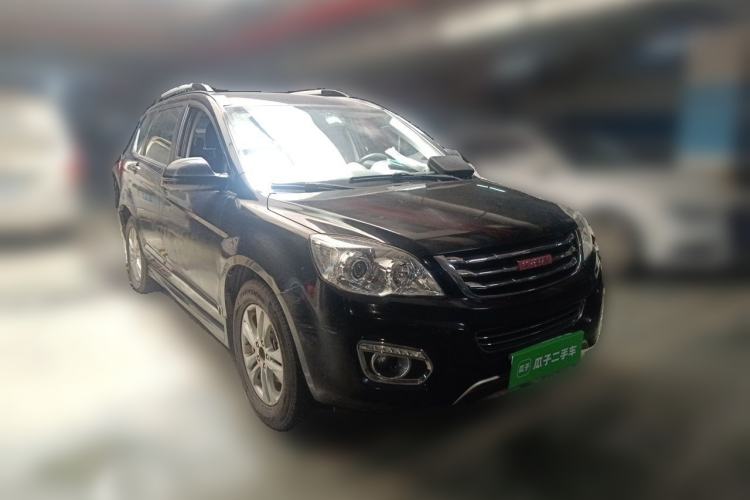 Used Haval H6 2014 Upgraded Model 2.0T Diesel Manual Two-Wheel Drive Urban Version
