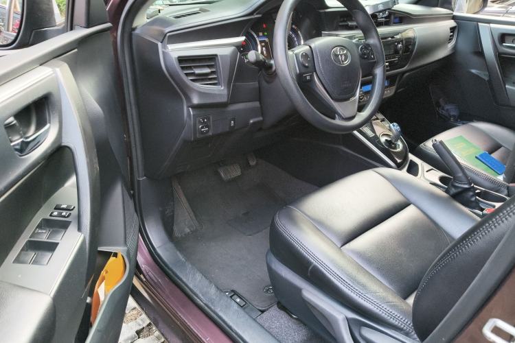 Used Toyota Levin 2016 Dual-Engine 1.8H GS E-CVT Elite Model with Sunroof