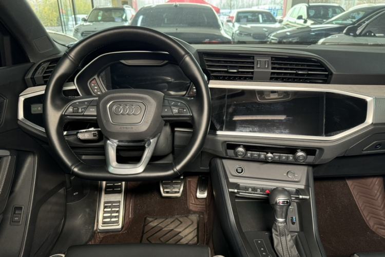 Used Audi Q3 2024 35 TFSI Fashion Dynamic Edition