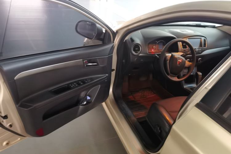 Used Roewe 350 2013 350C 1.5L Automatic Xunyue Edition
