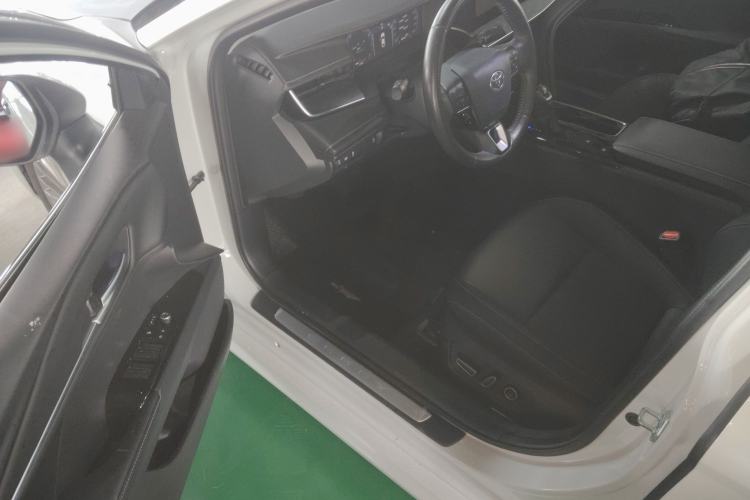 Used Toyota Camry 2024 2.0G Prestige Edition
