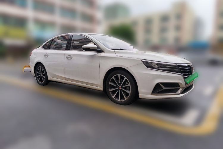 Used Roewe i6 New Energy 2017 45T Hybrid Connective Smart Luxury Edition
