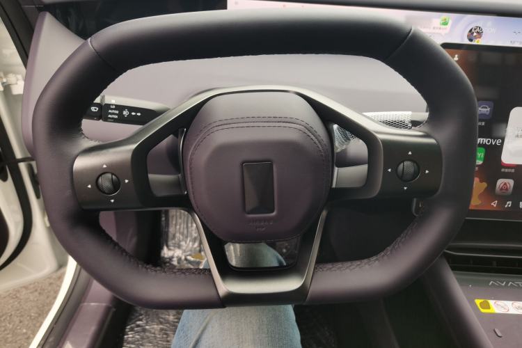 Used Avatr 06 2025 Ultra Pure Electric Edition Steering Wheel