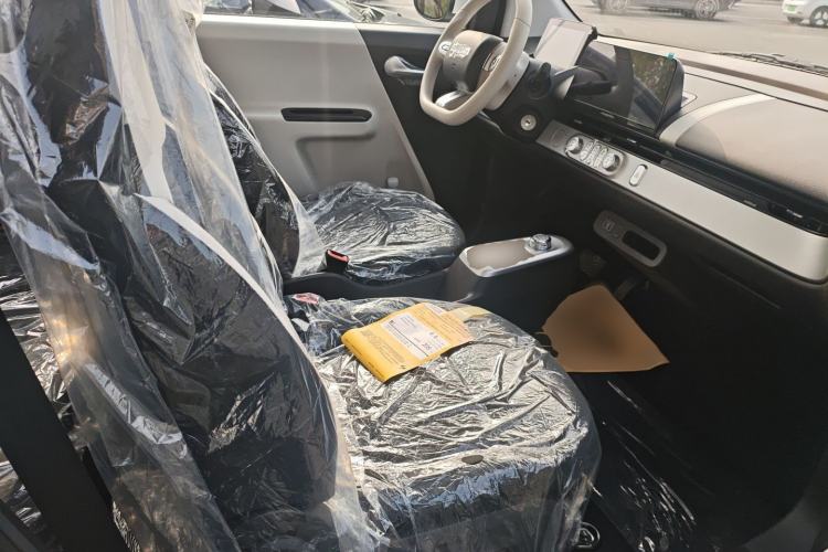 Used CHANGAN NEVO Lumin 2026 Model Treasure Edition 205km Passionate Beige Ningde Right Front Seat