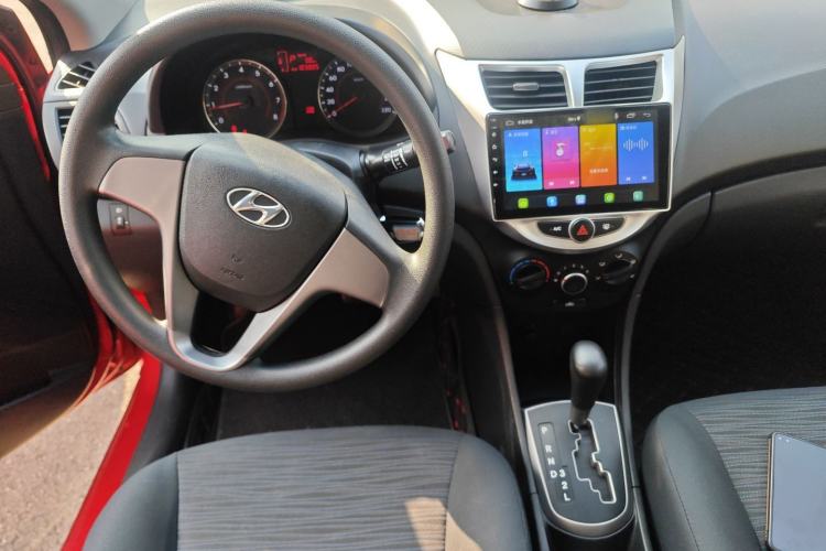 Used Hyundai Verna Ray 2014 1.4L Automatic GLX