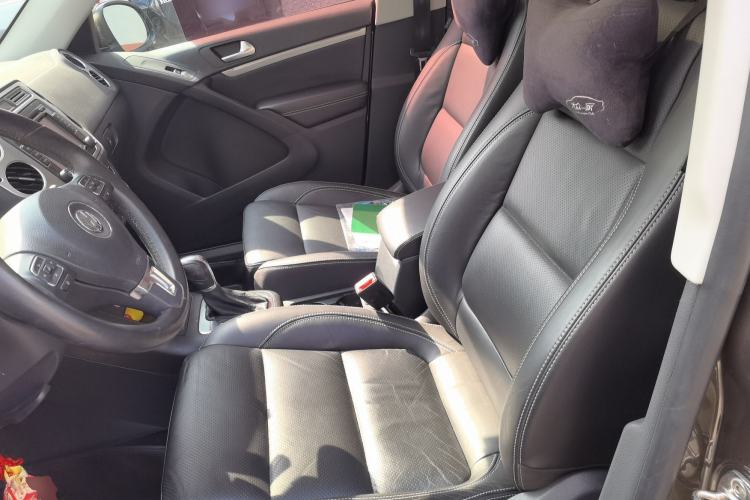 Used Volkswagen Tiguan 2016 300TSI Automatic All-Wheel Drive Luxury Edition Left Front Seat