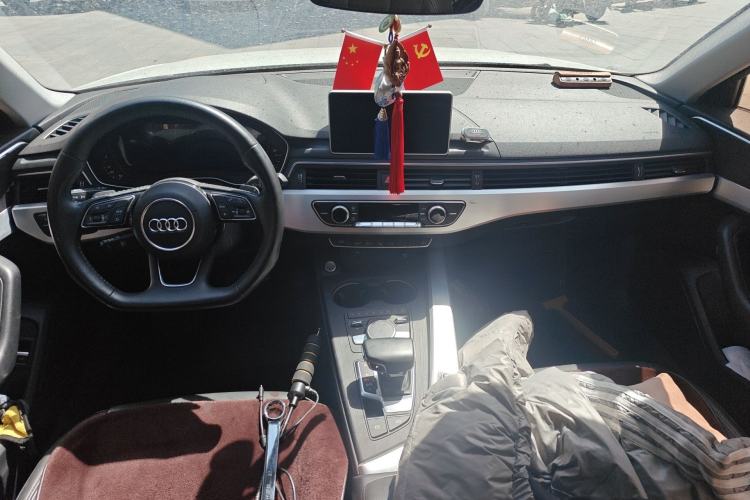 Used Audi A4L 2019 40 TFSI Fashion Version China V

