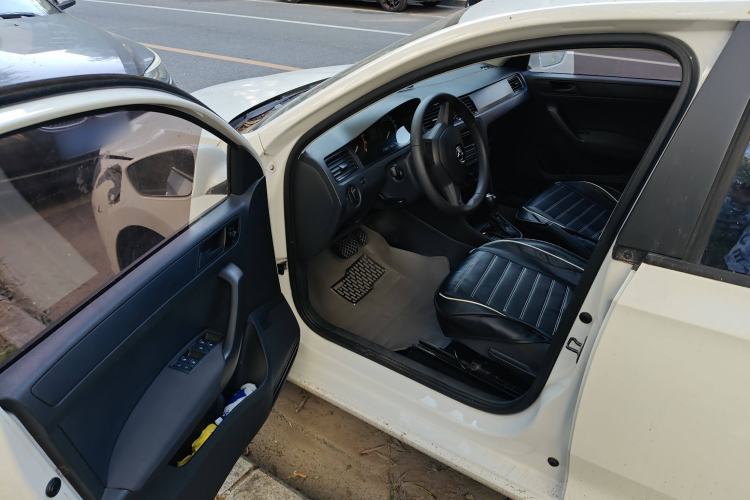 Used Skoda Rapid Spaceback 2014 1.6L Automatic Enjoyment Edition