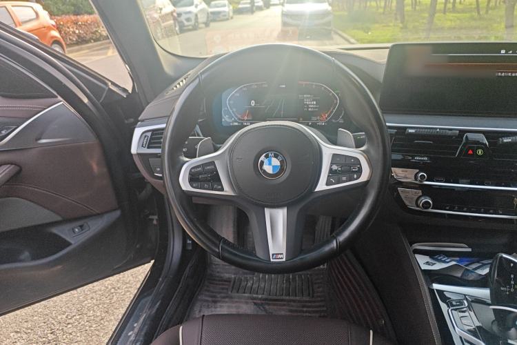 Used BMW 5 Series 2022 Restyled 530Li Leading Edition M Sport Package