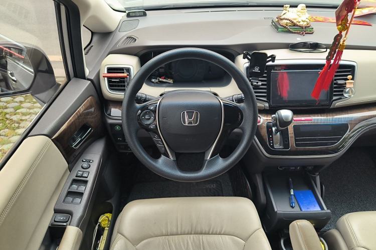 Used Honda Odyssey 2015 Revised 2.4L Luxury Edition Steering Wheel