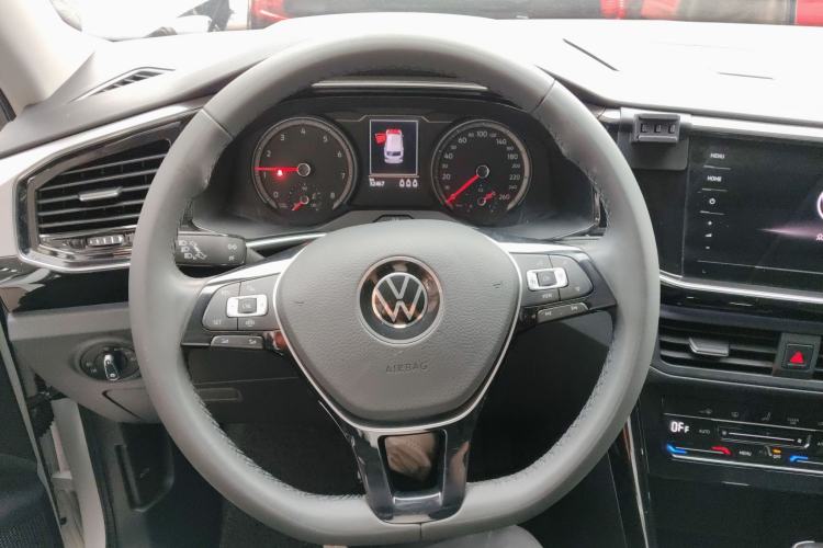 Used Volkswagen Tayron 2021 280TSI Two-Wheel Drive Luxury Smart Connectivity Version Steering Wheel