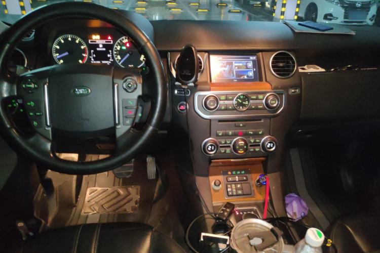 Used Land Rover Discovery 2016 3.0 SC Obsidian Black Heritage Edition HSE