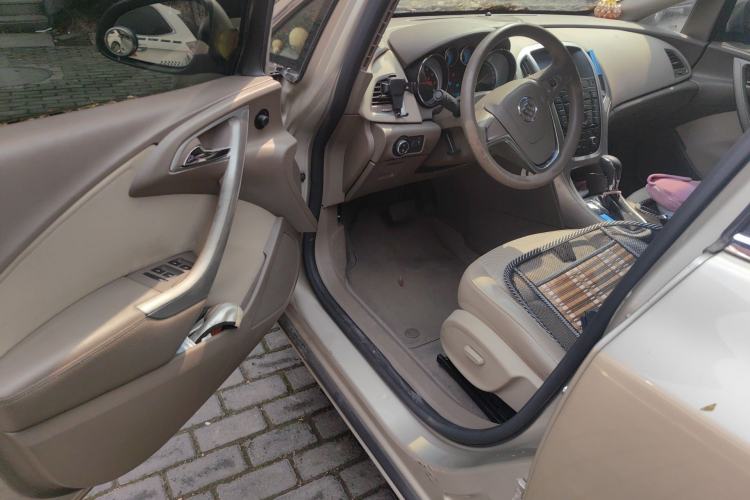 Used Buick GT 2013 GT 1.6L Automatic Fashion Edition