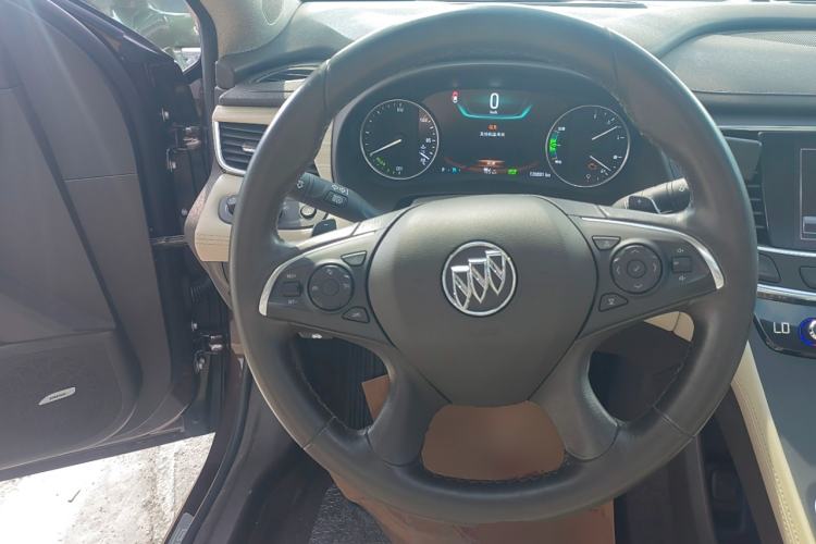 Used Buick LaCrosse 2016 30H Luxury Version
