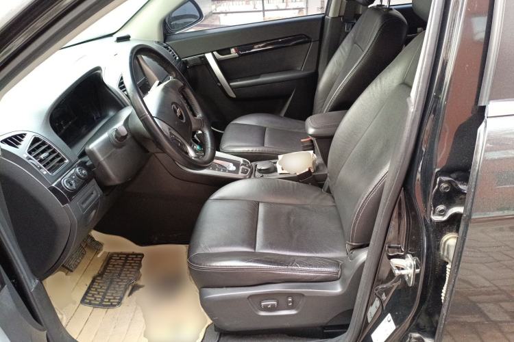 Used Chevrolet Captiva 2012 2.4L 4x4 Flagship Edition 7 Seats