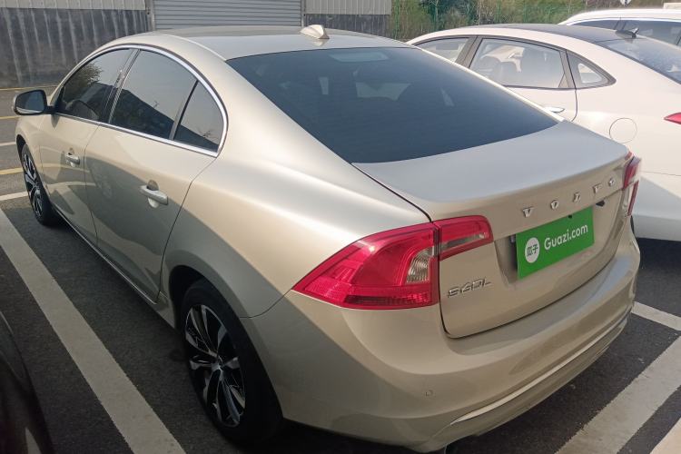 Used Volvo S60 2019 S60L Facelift T5 Intelligent Advanced Edition Exterior 2