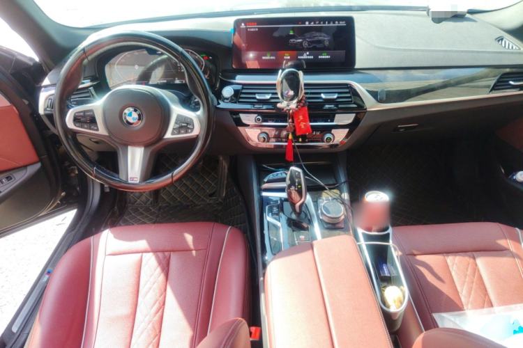 Used BMW 5 Series 2021 525Li M Sport Package Center Console