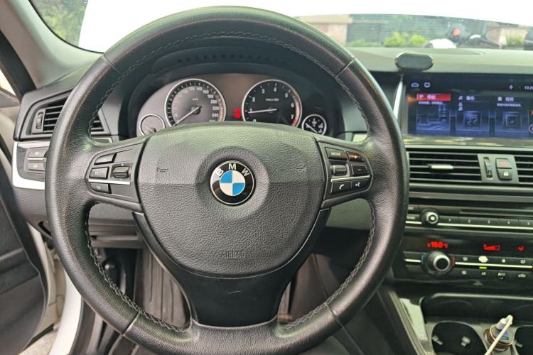 Used BMW 5 Series 2014 520Li Elegant Model Steering Wheel