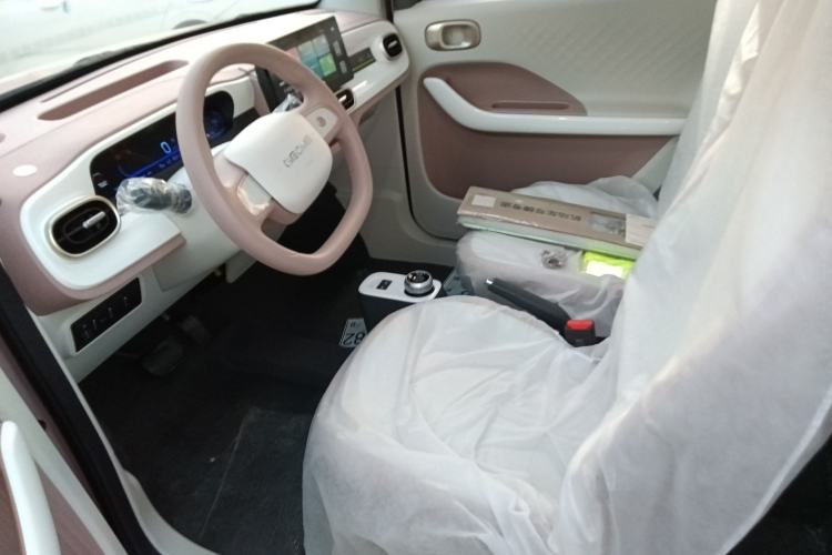 Used Geely Galaxy Panda 2025 210 km – Yuanqi Bear
