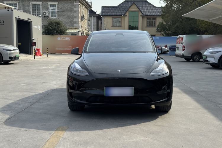 Used Tesla Model Y 2024 Long-Range All-Wheel-Drive Version