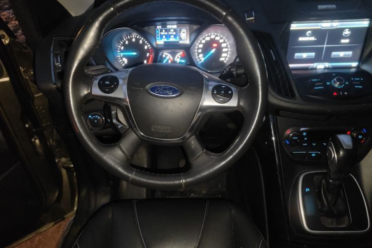 Used Ford Kuga 2015 2.0L GTDi Four-Wheel-Drive Sport Model