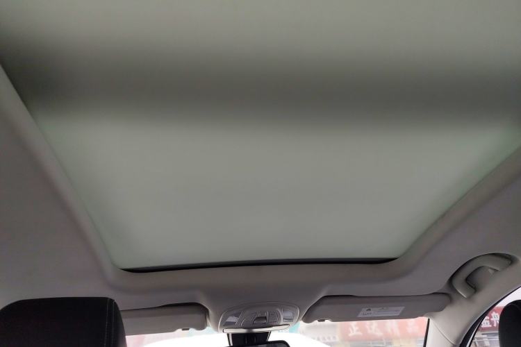 Used Baojun 530 2021 Global Car Anniversary Edition 1.5T Manual Prestige Model 6 Seats
