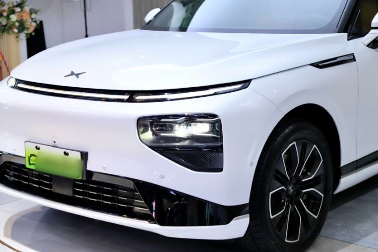 Used XPeng G9 2025 625 Long-Range Max Exterior 8