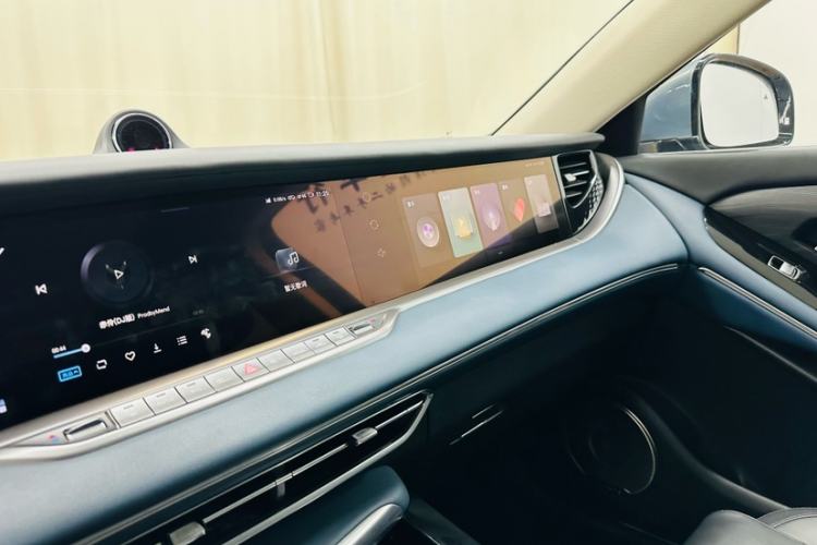 Used VOYAH FREE 2021 Four-Wheel Drive Standard Range-Extended Exclusive Luxury Package