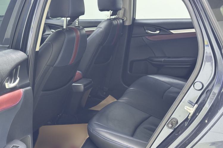 Used Honda Civic 2016 220TURBO CVT Luxury Edition