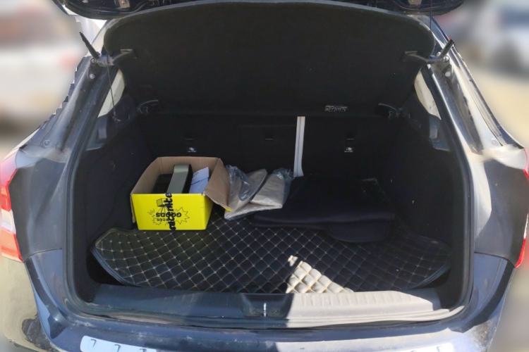 Used Mercedes-Benz GLA 2015 GLA 200 Sport Edition Trunk