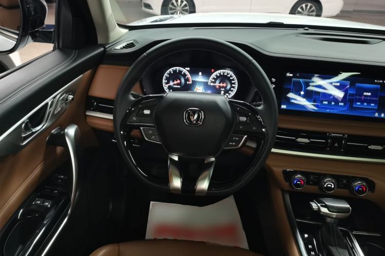 Used CHANGAN CS95 2021 2.0T Two-Wheel Drive Luxury Version
