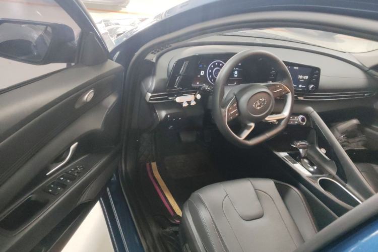 Used Hyundai Elantra 2022 1.5L CVT GLX Elite Edition
