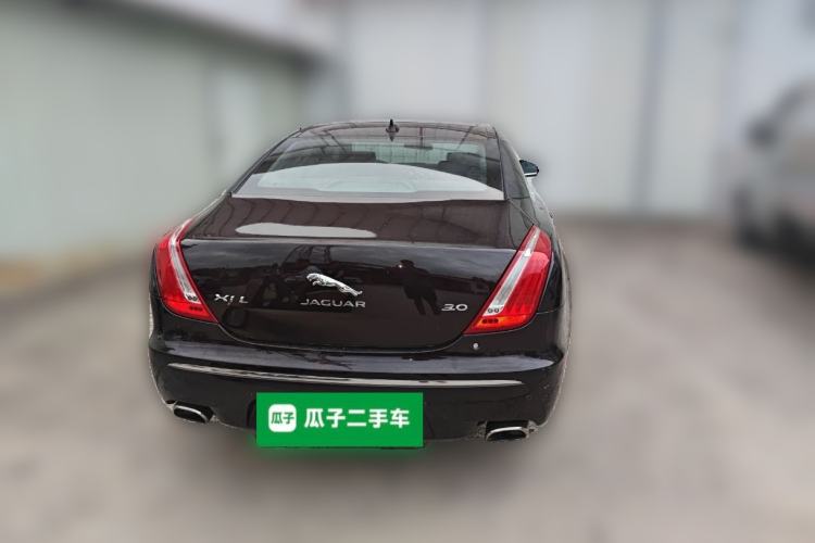 Used Jaguar XJ 2014 XJL 3.0 SC Two-Wheel-Drive Panoramic Business Edition
