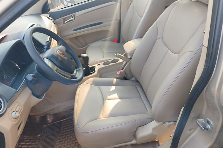 Used Roewe 350 2015 1.5L Manual Luxury Sunroof Edition