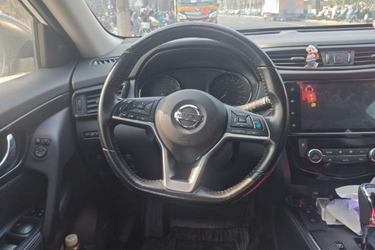 Used Nissan X-Trail 2021 2.5L CVT 4WD XL ITS Luxury Navigation Edition Steering Wheel