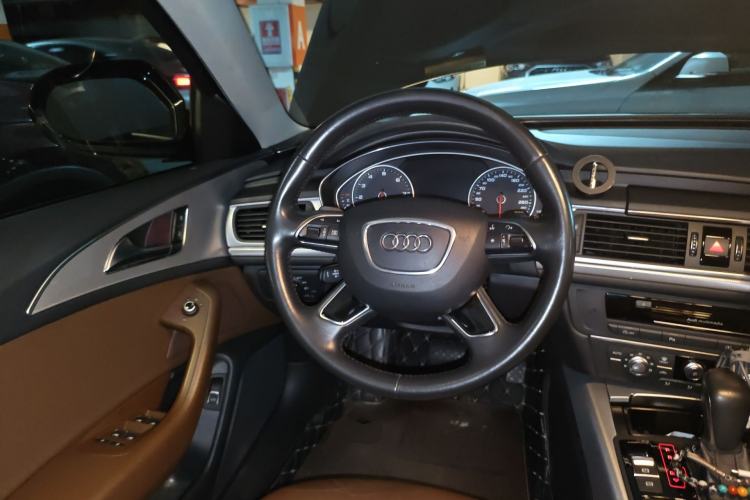 Used Audi A6L 2018 30th Anniversary Edition 35 TFSI Fashion Model
