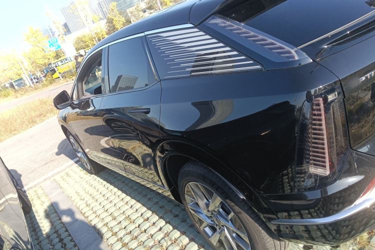 Used Cadillac OPTIQ 2024 Standard Range Version