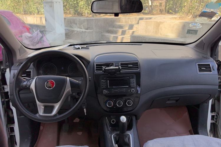 Used FORTHING Joyear X5 2013 1.6L Manual Luxury Model China V Standard