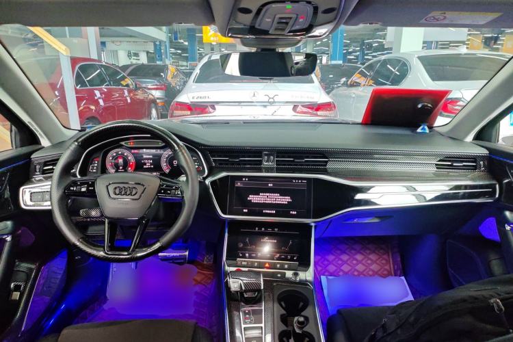 Used Audi A6 2021 Avant Avant-garde 45 TFSI Prestige Dynamic Edition Center Console