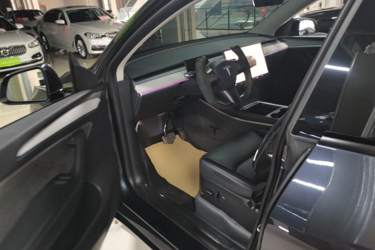 Used Tesla Model Y 2024 Rear-Wheel-Drive Version