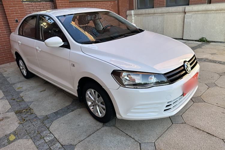 Used Volkswagen Jetta 2015 Value Edition 1.6L Manual Fashionable Style