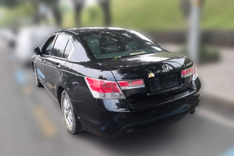 Used Honda Accord 2012 2.0L MT
