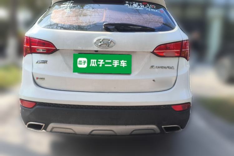 Used Hyundai Santa Fe 2015 2.0T Automatic Two-Wheel Drive Smart Version 5 Seats