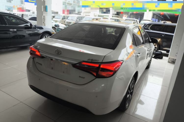 Used Toyota Levin 2018 185T CVT Luxury Edition China V Standard Rear Right 45 Deg