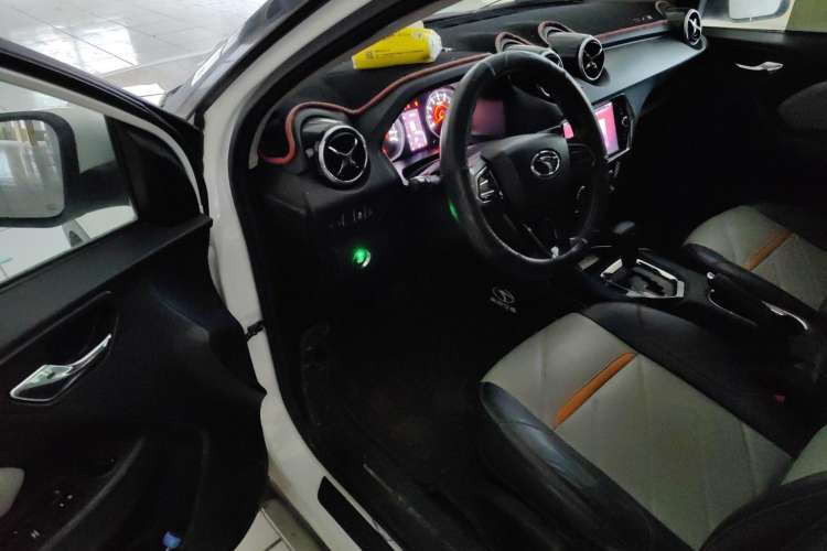 Used Soueast DX3 2018 1.5T Outdoor Edition CVT Prestige Model